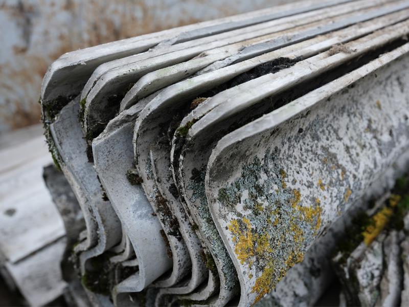 Asbestattest voor gemeenschappelijk gebruikte delen verplicht bij verkoop vanaf 1 mei 2025